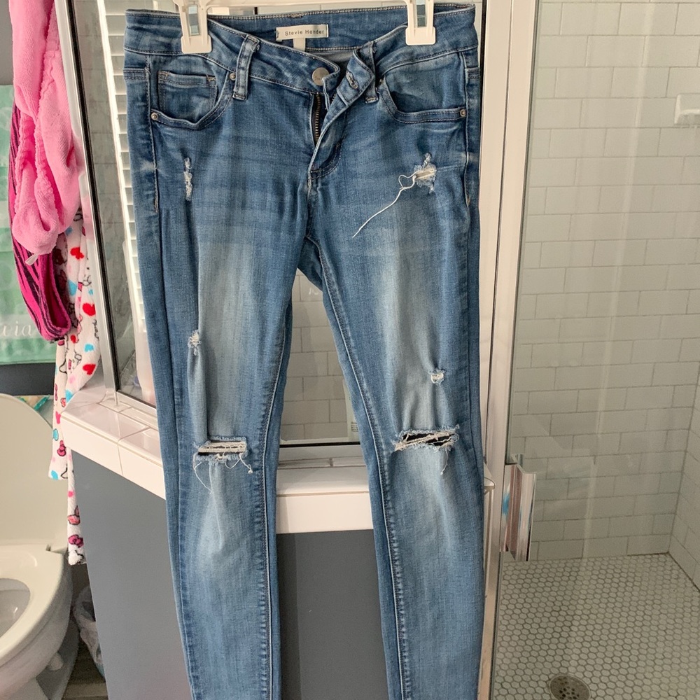Ripped jeans